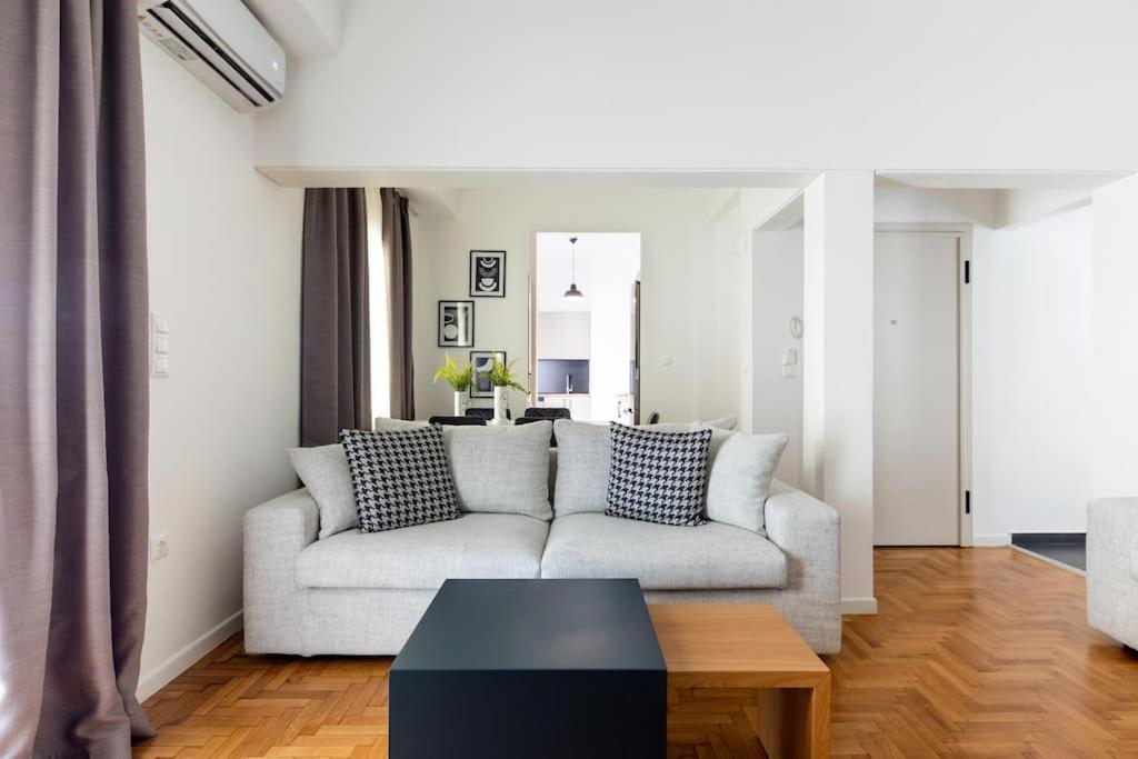 Euphoria Apartment เอเธนส์ ภายนอก รูปภาพ